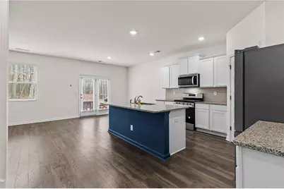 579 Azalea Bloom Drive, Loganville, GA 30052 - Photo 9