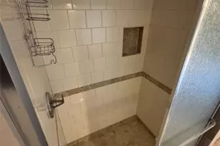 875 Eagle Creek Dr, Lawrenceville, GA 30044 - Photo 25