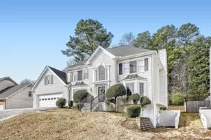 1081 Secret Trail, Sugar Hill, GA 30518 - Photo 3