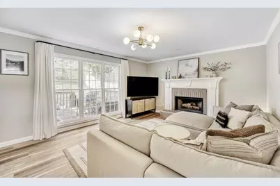 1081 Secret Trail, Sugar Hill, GA 30518 - Photo 7