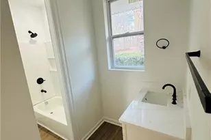 25 4th St, Gainesville, GA 30504 - Photo 19