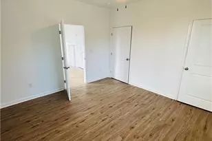 25 4th St, Gainesville, GA 30504 - Photo 7