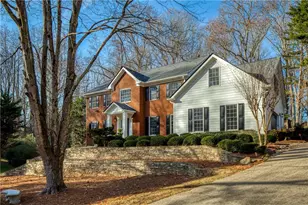 480 Saddlebrook Dr, Roswell, GA 30075 - Photo 5