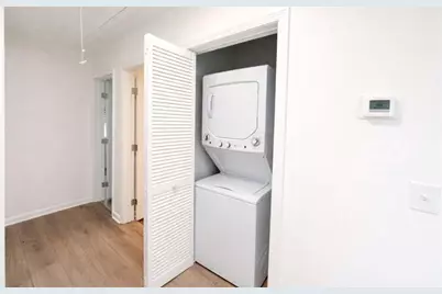 839 Commodore Drive, Atlanta, GA 30318 - Photo 9