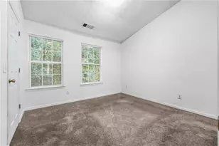 6080 Camden Forrest Cove, Riverdale, GA 30296 - Photo 5