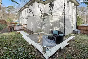 1851 Fern Creek Ln NE, Atlanta, GA 30329 - Photo 43