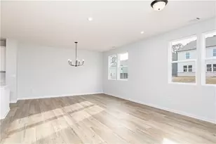 4019 Annsbury Ct, Lilburn, GA 30047 - Photo 17