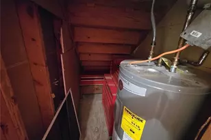 1297 Tree Creek Ct, Clarkston, GA 30021 - Photo 11