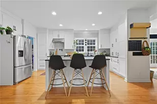 148 Reddin Dr, Canton, GA 30114 - Photo 3