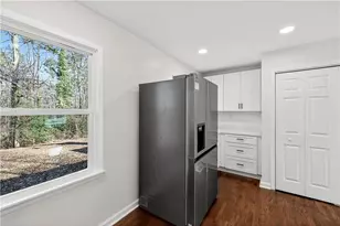 2522 Frost Dr SW, Marietta, GA 30008 - Photo 9