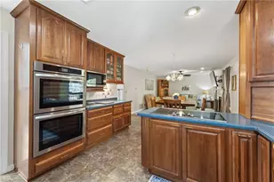 2690 Hill Gate Ct, Snellville, GA 30039 - Photo 7