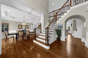 9635 Autry Falls Dr, Alpharetta, GA 30022 - Photo 5