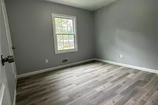 1685 Kinglet Rd, Jonesboro, GA 30238 - Photo 3