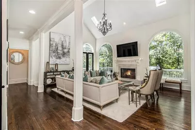 240 Wicklawn Way, Roswell, GA 30076 - Photo 19