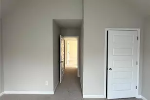 2406 Bear Mountain St, Lithonia, GA 30058 - Photo 9