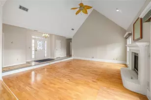 3374 Floral Ct, Suwanee, GA 30024 - Photo 7