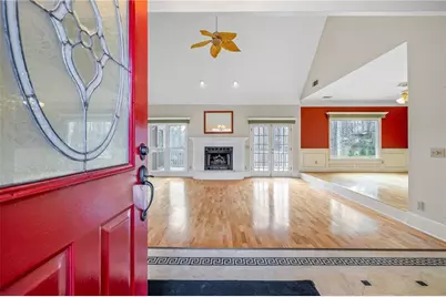 3374 Floral Court, Suwanee, GA 30024 - Photo 5