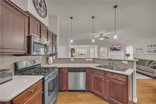 559 Bellbrook Ln, Lawrenceville, GA 30045 - Photo 23