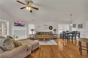 559 Bellbrook Ln, Lawrenceville, GA 30045 - Photo 27