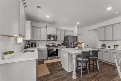 379 Blue Juniper Circle, Loganville, GA 30052 - Photo 5