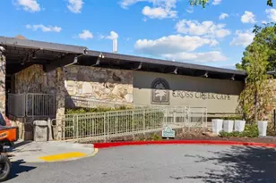 61 Lamsden Ln NW, Atlanta, GA 30327 - Photo 37