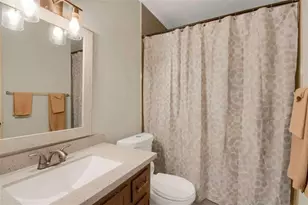 3992 Wrexham Dr, Snellville, GA 30039 - Photo 17