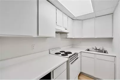 11 Forrest Place, Atlanta, GA 30328 - Photo 33