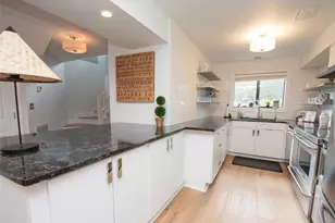 8 Northlake Cir, Peachtree City, GA 30269 - Photo 13