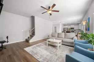 925 Lakehaven Ln, Loganville, GA 30052 - Photo 11