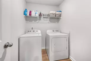 925 Lakehaven Ln, Loganville, GA 30052 - Photo 25