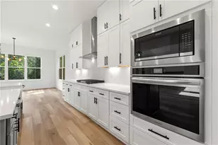 5676 Meadow View Dr, Jefferson, GA 30549 - Photo 13