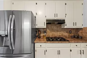 222 Robin Ln, Stockbridge, GA 30281 - Photo 11