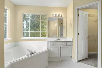 1082 Old Greystone Drive, Lithonia, GA 30058 - Photo 17