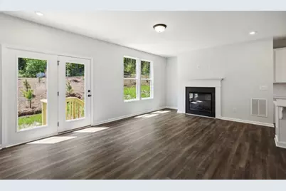 2696 Creek View Terrace NW, Atlanta, GA 30318 - Photo 5