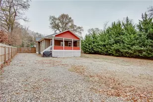 1698 Temple Ave, College Park, GA 30337 - Photo 33