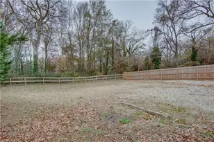 1698 Temple Ave, College Park, GA 30337 - Photo 35