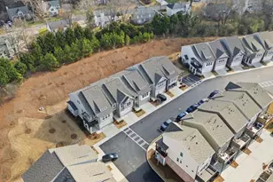 325 Hayden Cir, Woodstock, GA 30189 - Photo 35