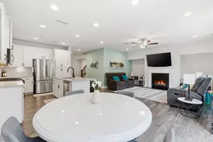 325 Hayden Cir, Woodstock, GA 30189 - Photo 13