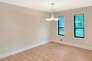 162 Ridgewood Dr, Woodstock, GA 30188 - Photo 9