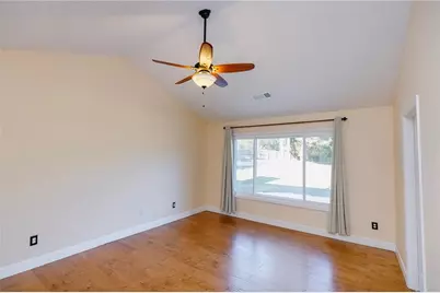 5790 Newberry Point Drive, Flowery Branch, GA 30542 - Photo 23