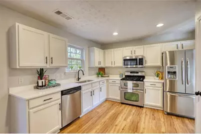 1328 Blazing Star Road SE, Lawrenceville, GA 30045 - Photo 3