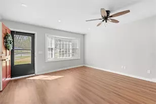 541 North White St, Carrollton, GA 30117 - Photo 5