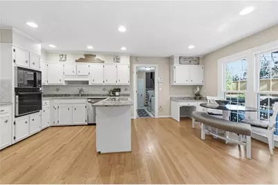 290 Barrow Downs, Alpharetta, GA 30004 - Photo 9