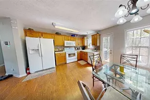 15 Huntington Dr, Grantville, GA 30220 - Photo 11