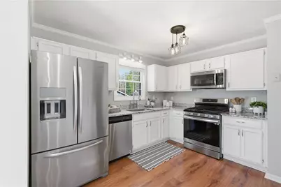 4960 Sugar Creek Drive, Sugar Hill, GA 30518 - Photo 7