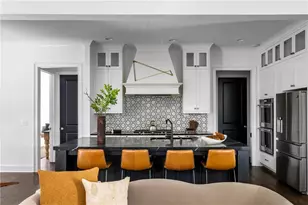 1760 Barclay Close NW, Atlanta, GA 30318 - Photo 7