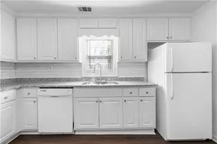 232 S Candler St, Villa Rica, GA 30180 - Photo 9