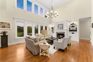 526 Orchard Dr, Clarkesville, GA 30523 - Photo 3