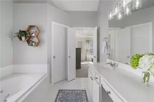 2137 Adams Overlook NW, Atlanta, GA 30318 - Photo 31