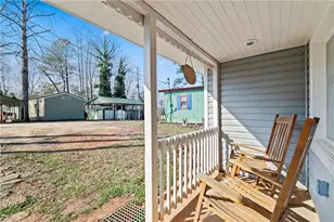 5523 Mount Shores Cir, Gainesville, GA 30506 - Photo 3